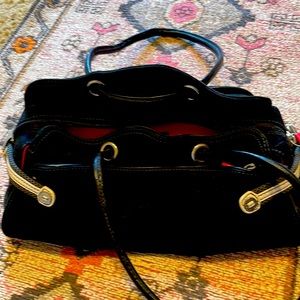 Cute little shopper with so many zip pockets